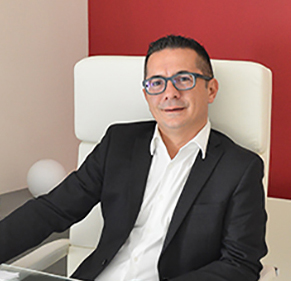 Riccardo​